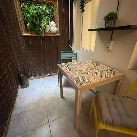 Mercado 2 - With Patio *