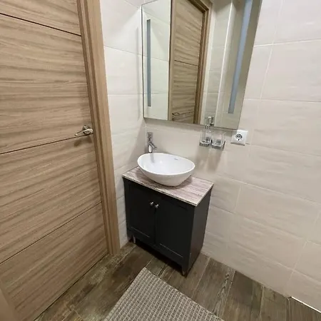 Mercado 2 - With Patio *